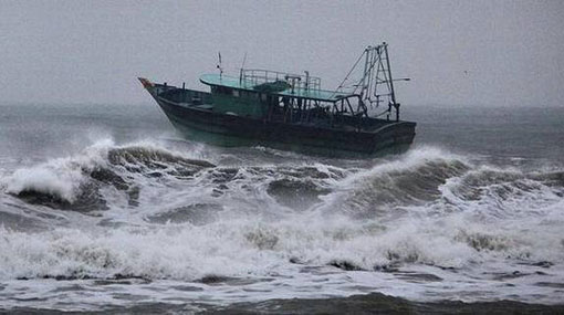 Depression in sea, heavy rain with strong wind on November 1
